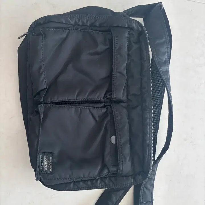 [BUNJANG] Porter Tanker Shoulder Bag (Large, Black) / 포터 탱커 숄더백 라지 블랙