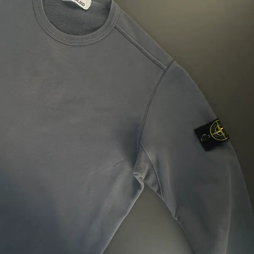 [BUNJANG] Stone Island Embroidered Patch Sweatshirt / [L] 스톤 아일랜드 자수 와펜 맨투맨