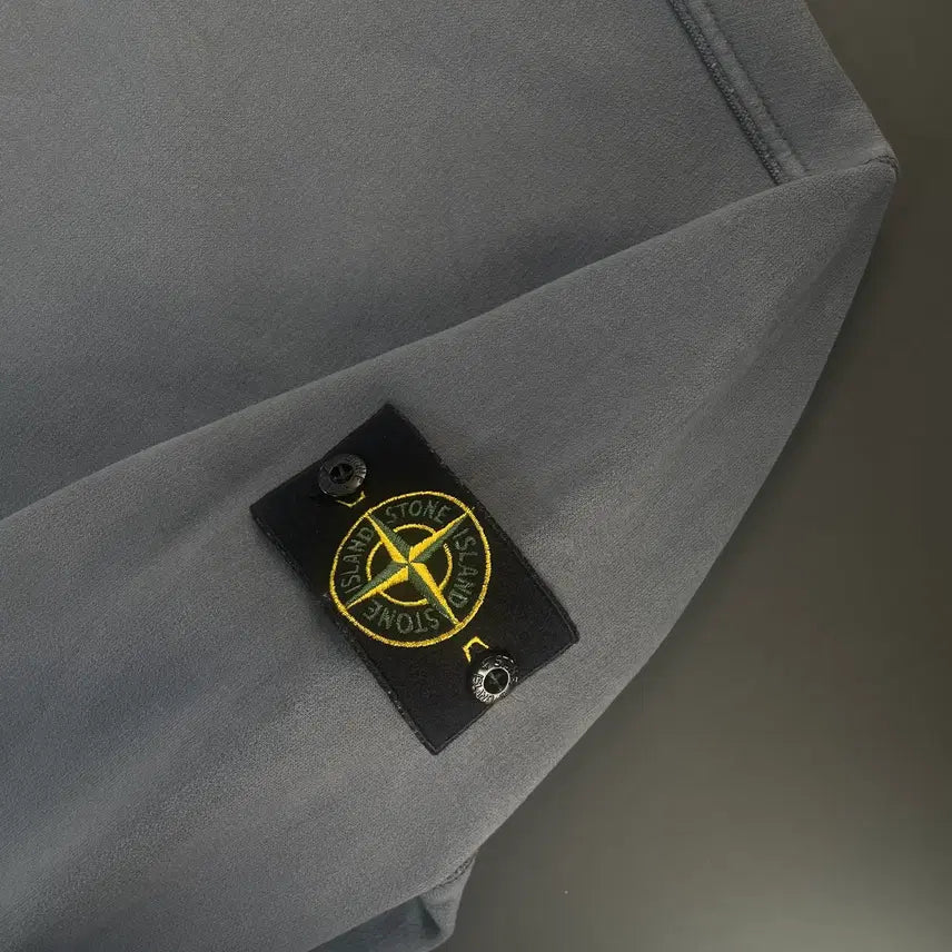 [BUNJANG] Stone Island Embroidered Patch Sweatshirt / [L] 스톤 아일랜드 자수 와펜 맨투맨