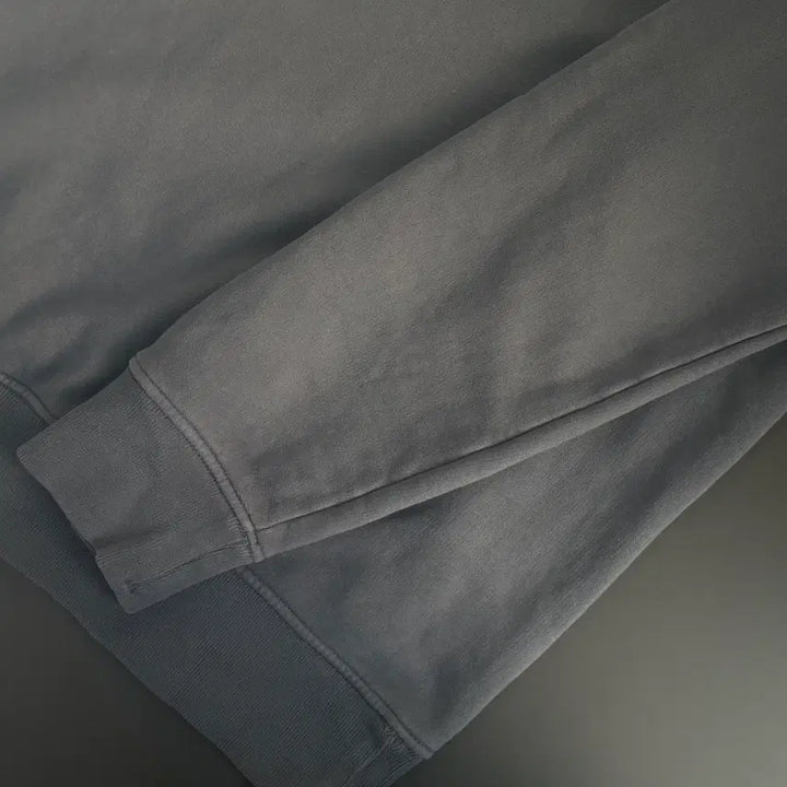 [BUNJANG] Stone Island Embroidered Patch Sweatshirt / [L] 스톤 아일랜드 자수 와펜 맨투맨