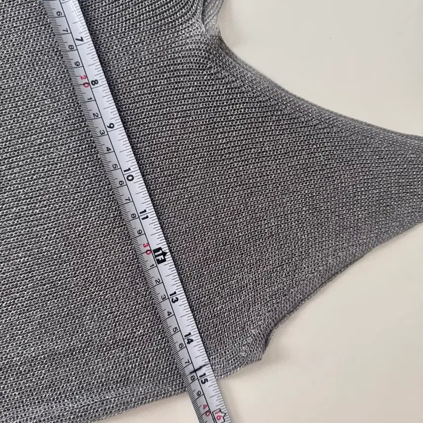 [BUNJANG] Glitter Sleeveless Knit Top / 은은 글리터 민소매 니트 나시 슬리브리스