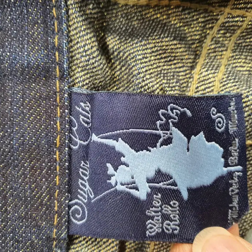 [BUNJANG] Suga Cats Gold Pearl Point Denim (29 inch/Bootcut) / [Y2K/희귀] 슈가캣츠 금색 펄 포인트 데님 (29인치/부츠컷)