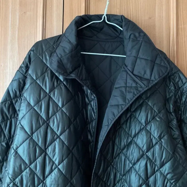 [BUNJANG] Mombbe Black Long Padded Coat / MOMBBE 몸빼 퀄팅 블랙 얇은 롱 점퍼코트 여자 mombbe