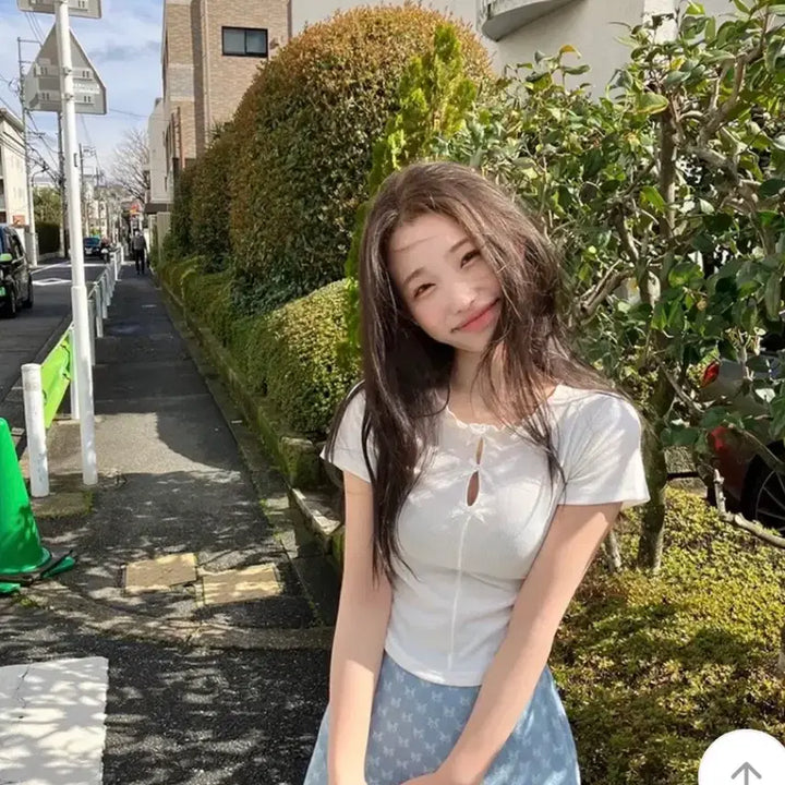 [BUNJANG] Young &amp; Rich Lovelyz White T-Shirt / 영앤리치 러블리즈 티 화이트 반팔티 에이블리 지그재그