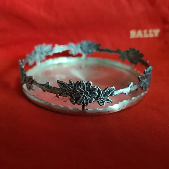 [BUNJANG] Authentic Floral Pattern Silver 99% Tray / 진품 꽃무늬 Silver 99% 트레이 (귀, 금속 보관 트레이)