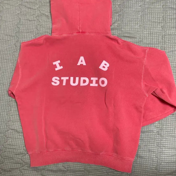 [BUNJANG] Iab Studio Pigment Hoodie Coral / 아이앱 스튜디오 피그먼트 후드 코랄