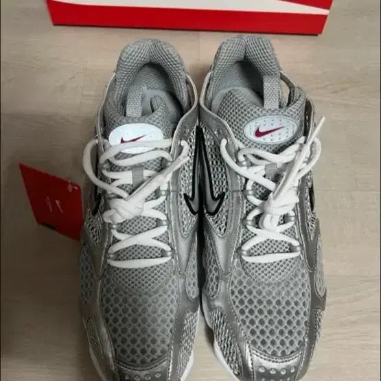 [SOLD OUT] (정품 나코탭 새제품) 나이키 에어 줌 스피리돈 케이지 (사이즈 280)