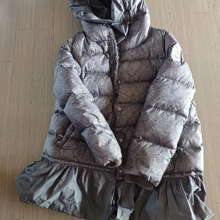 [SOLD OUT] 오일릴리 다운패딩 자켓 L