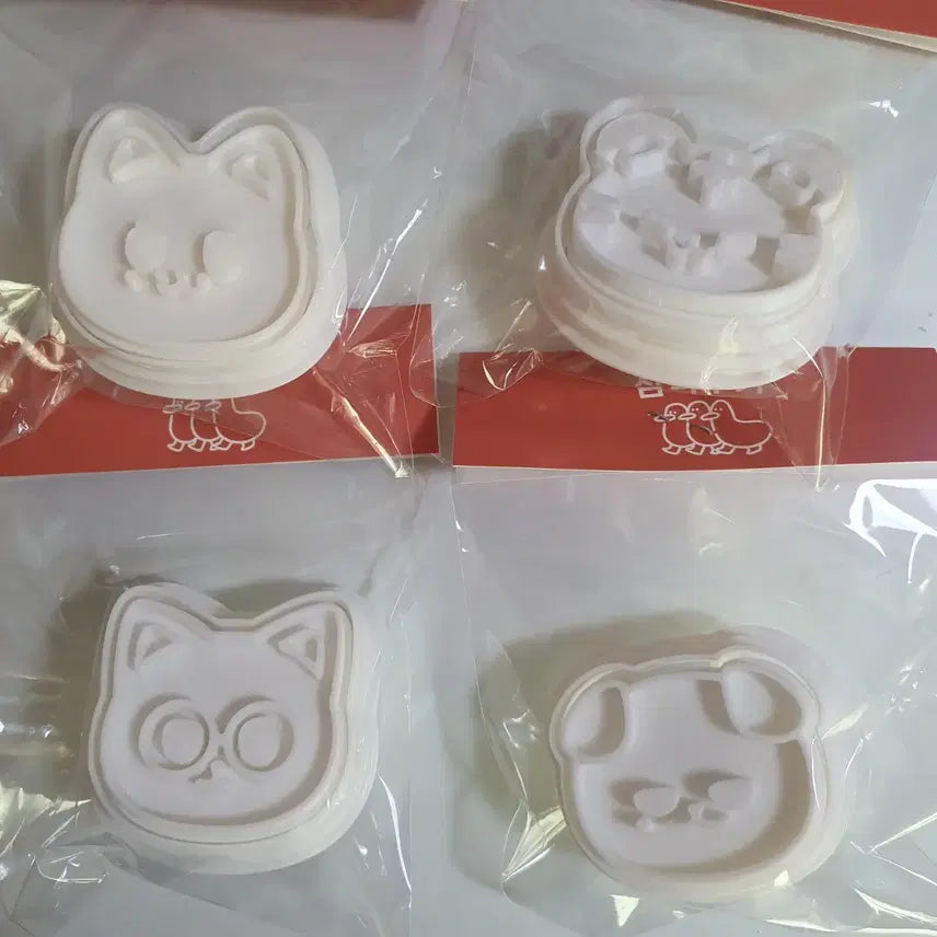 [BUNJANG] Seventeen Samdeok Cookie Cookie Cutter Set / 삼덕쿠키 세븐틴 쿠키틀 동물 13종