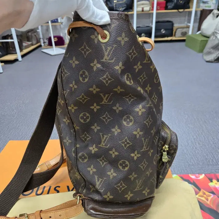 [BUNJANG] Louis Vuitton Montsouris Backpack / [특가][정품] 루리비통 몽수리 백팩