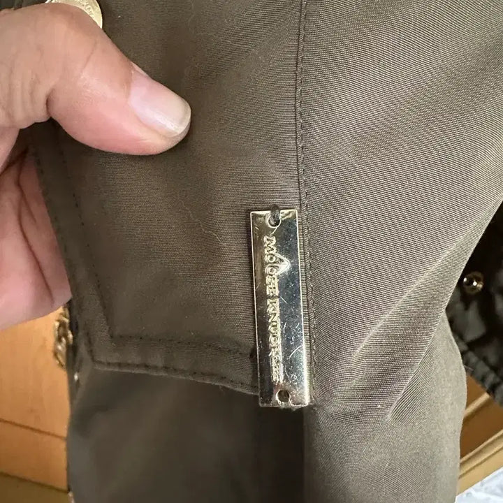 [BUNJANG] Moose Knuckles Steeling Parka with Pink Fox Fur / 무스너클 스틸링 파카 핑크퍼 카키 폭스