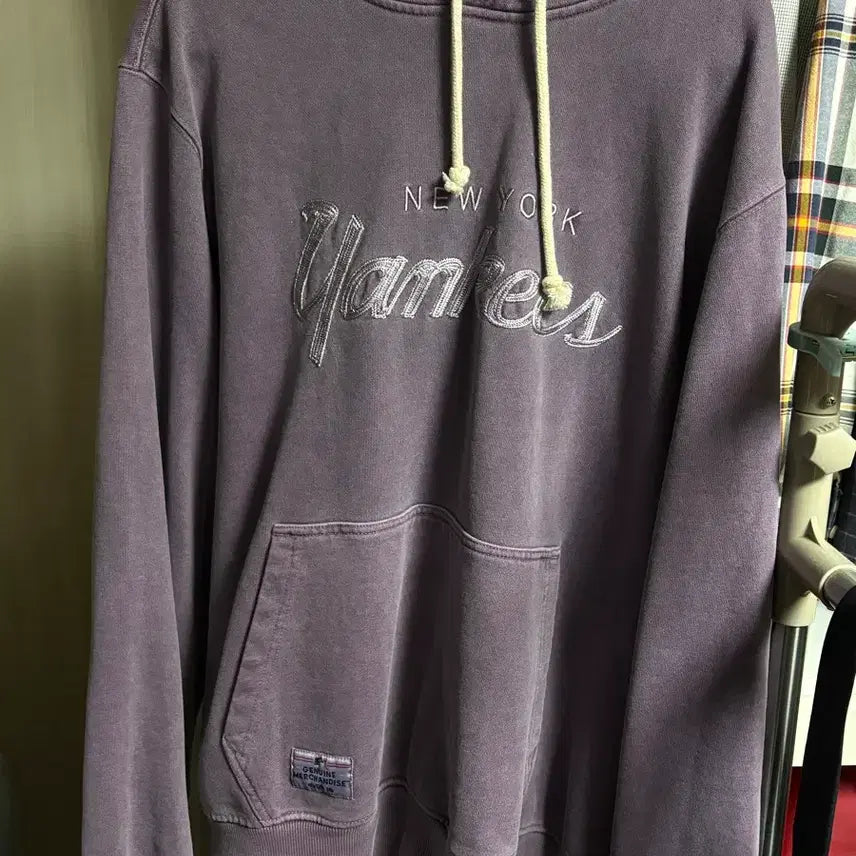 [BUNJANG] New Era New York Yankees Hoodie / 뉴에라 뉴욕 양키스 후드티
