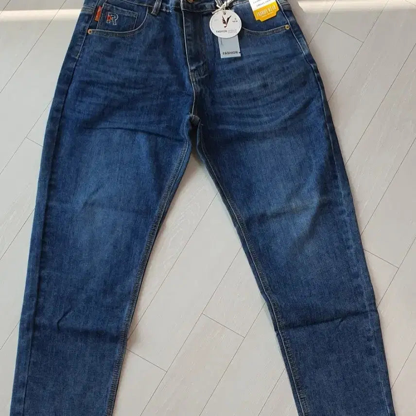 [BUNJANG] Men's Jeans (Size 32) / 32사이즈 봄가을 남자 청바지(택달린 새상품)