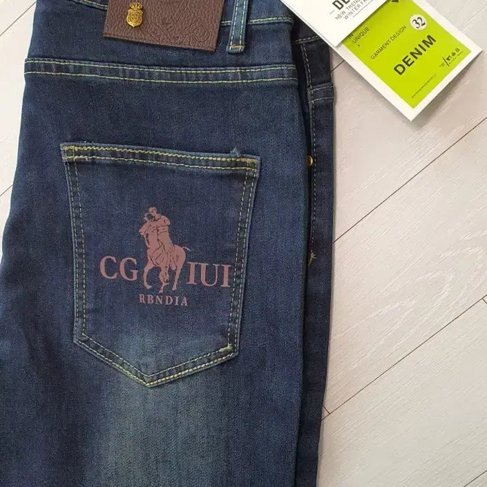 [BUNJANG] CG IUI RBRDIA Men's Jeans / CG IUI RBRDIA 봄가을 남자 청바지(택달린 새상품)