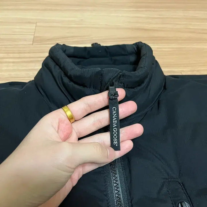 [BUNJANG] Canada Goose Lodge Puffer Jacket Black (M) / 캐나다구스 롯지 패딩 블랙 (M)