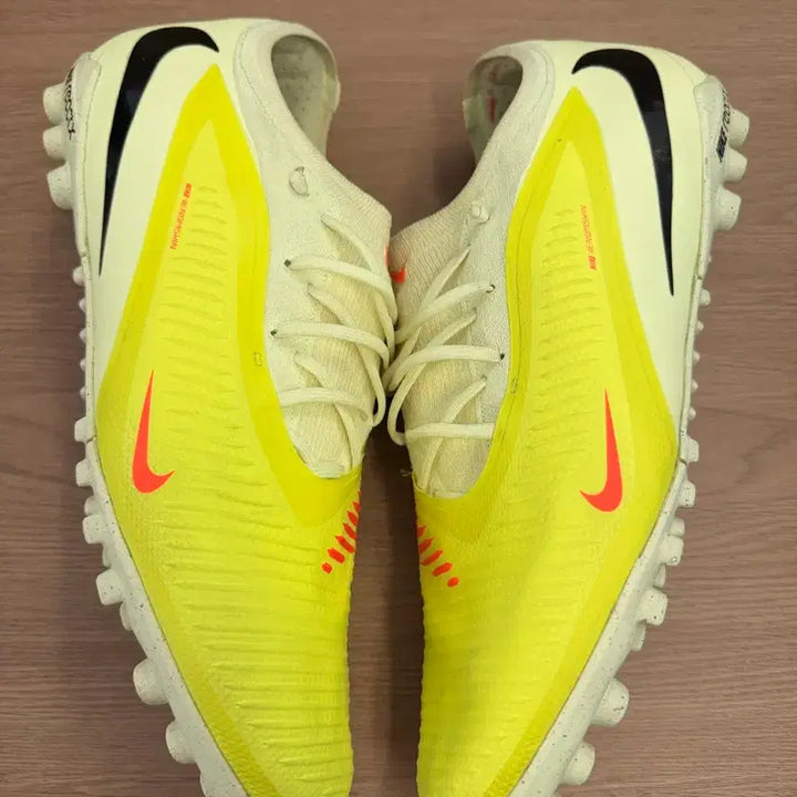 [BUNJANG] Nike React Phantom 6 Low Pro TF (295mm) / 나이키 풋살화 리액트 팬텀 6 로우 프로 TF 295mm
