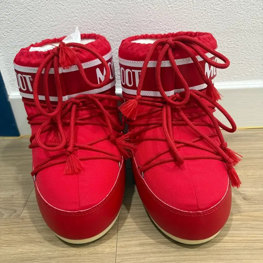 [BUNJANG] Red Padded Boots EU 36/38 Ski Boots / 문부츠 레드 패딩 부츠 EU 36/38 스키장신발