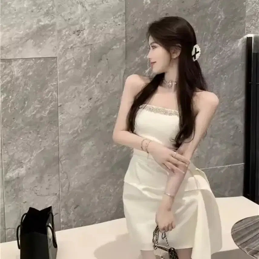 [BUNJANG] Imported Cubic Shirring Tube Top Dress / 새상품! 수입 큐빅 셔링 언발 튜브탑원피스 수입의류 블링 마켓 플립 명품