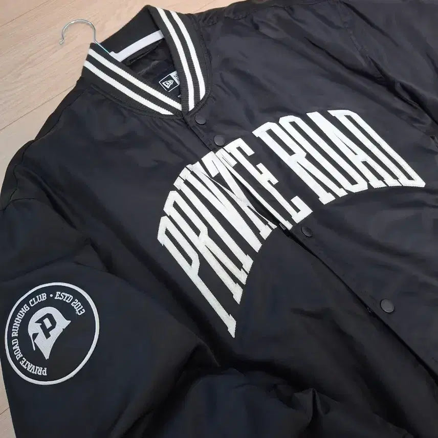 [SOLD OUT] 뉴에라 Private Road 블랙 스타디움 자켓