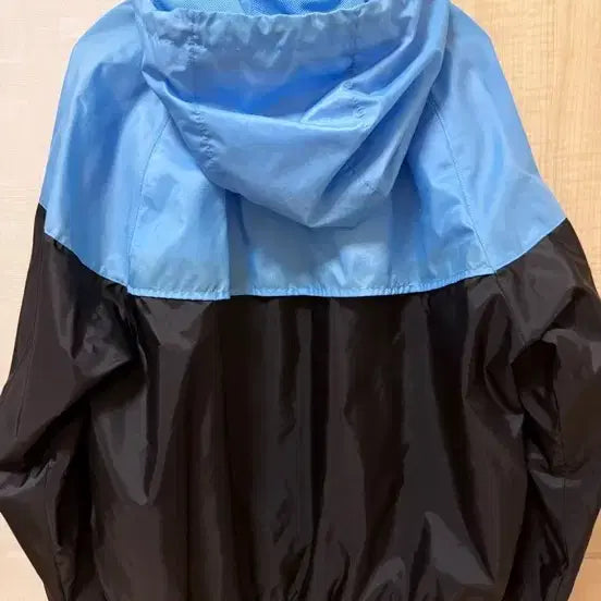 [BUNJANG] Nike NSW Windrunner Hooded Jacket Black University Blue / 나이키 NSW 윈드러너 바람막이 후드 자켓 블랙 유니버시티 블루