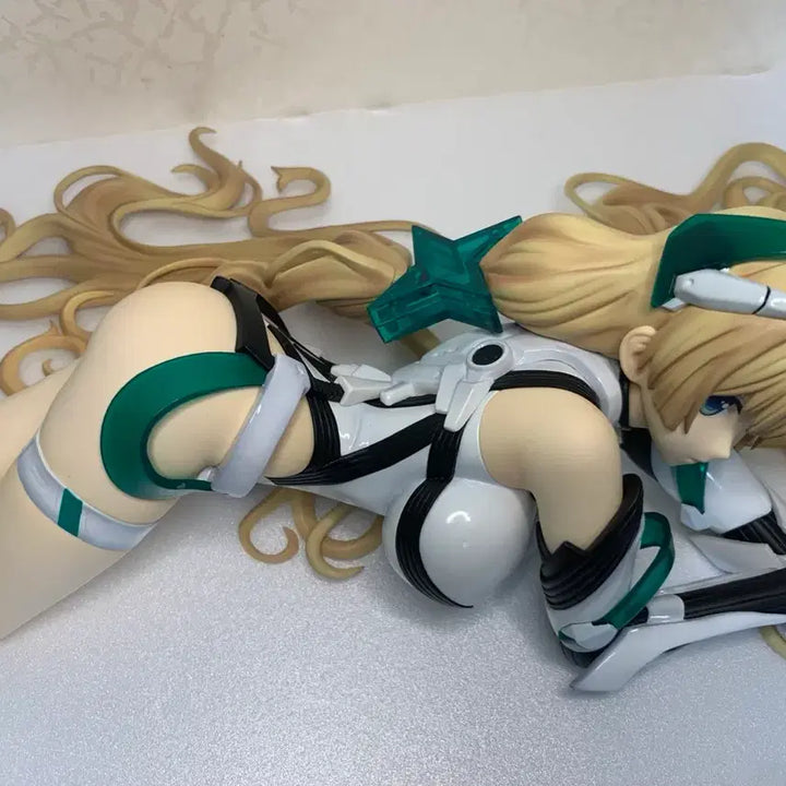 [BUNJANG] Expelled from Paradise Angela 1/4 Figure / 낙원추방 프링 안젤라 1/4 피규어