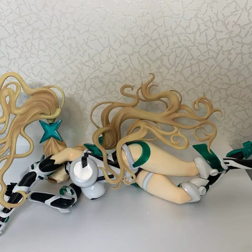 [BUNJANG] Expelled from Paradise Angela 1/4 Figure / 낙원추방 프링 안젤라 1/4 피규어