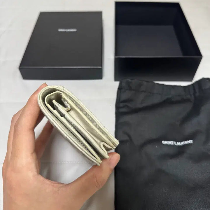[BUNJANG] Saint Laurent Wallet / [정품] 생로랑 지갑