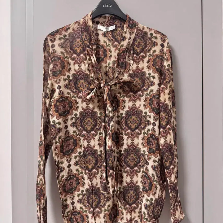 [BUNJANG] MANGO Paisley Tie Blouse XS / MANGO 망고 페이즐리 타이 블라우스 XS