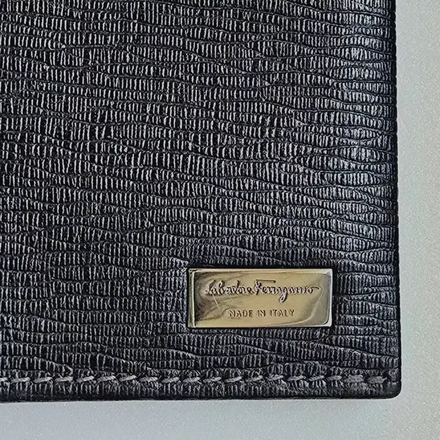 [BUNJANG] Ferragamo Long Wallet / 페라가모 장지갑