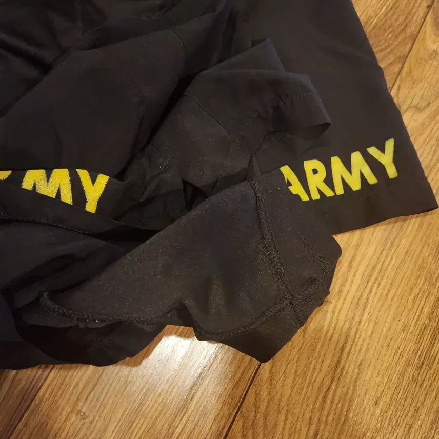 [BUNJANG] US Military IPFU Training Shorts Bundle (Size 36) / 미군PT  ipfu반바지 (속바지 타이즈잇음)  일괄 허리 36