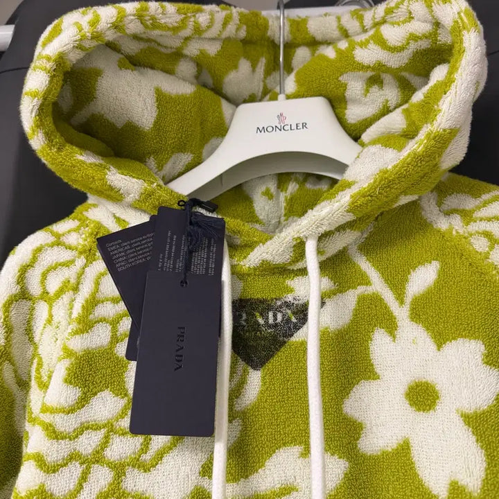 [BUNJANG] Prada Flower Hoodie (Size 105) / (새상품)프라다 플라워 후드티 105