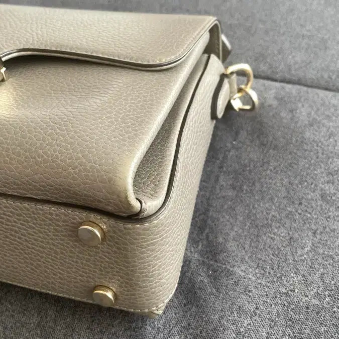 [BUNJANG] Gucci Interlocking Top Handle Gray Handbag / 구찌 인터로킹 탑핸들 그레이