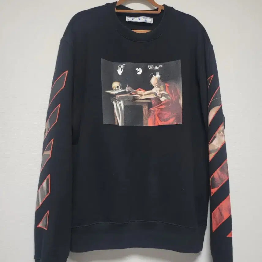 [SOLD OUT] 오프화이트 블랙 페인팅 애로우 맨투맨