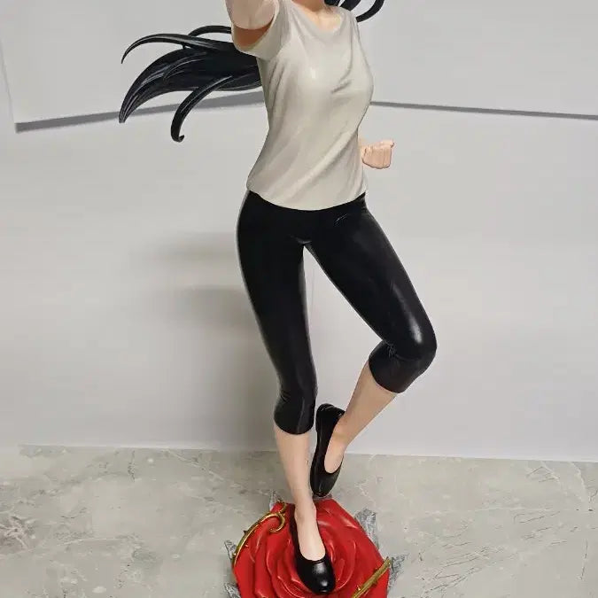 [BUNJANG] Spy x Family Yor Forger "Kung Fu" Resin Statue / 스파이패밀리 요르포저 레진 피규어