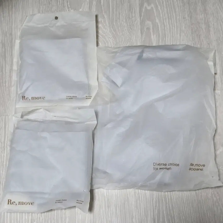 [BUNJANG] Seamless Simple Bra Top, Panty, and Drawers Set / 일괄 리무브 심리스 심플 브라탑, 팬티, 드로즈 세트