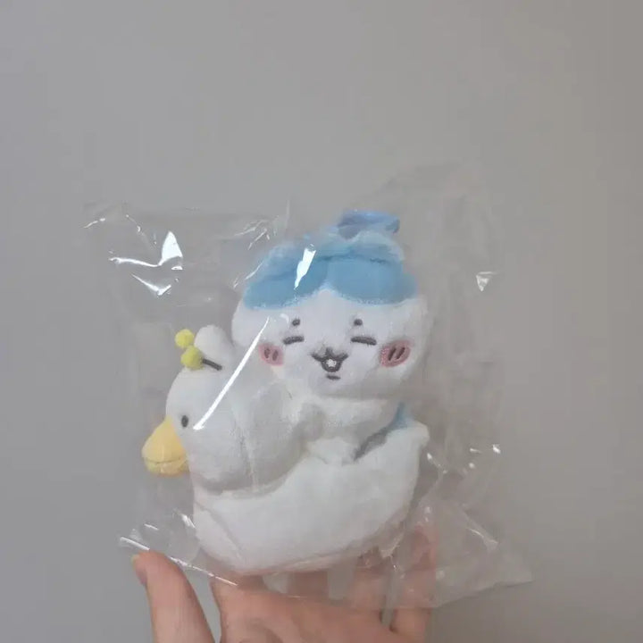 [BUNJANG] Baby Hachiwara Duck Toilet Mascot Plush / 베이비하치와레 오리 변기 마스코트 인형
