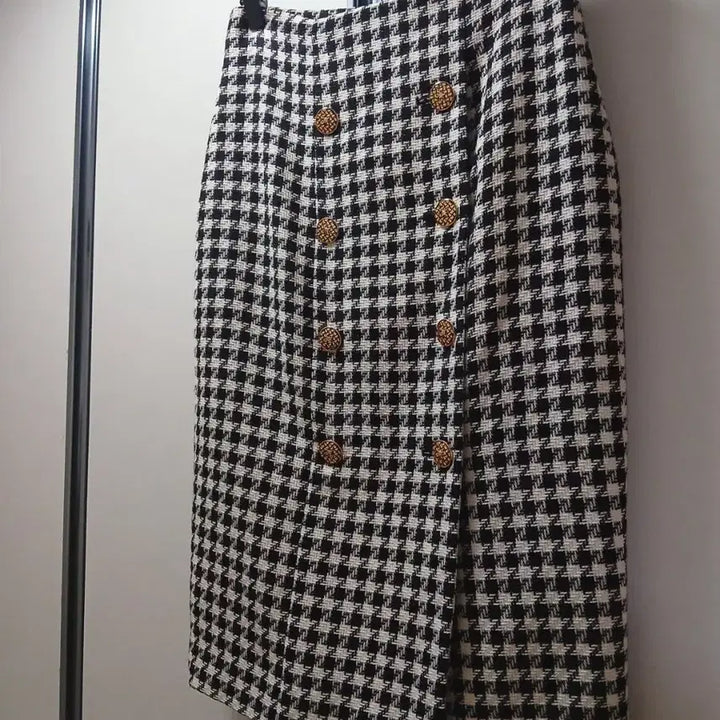 [BUNJANG] MojoSphin Houndstooth Check Tweed Skirt / 모조에스핀 하운드투스 체크 금장 버튼 트위드 스커트