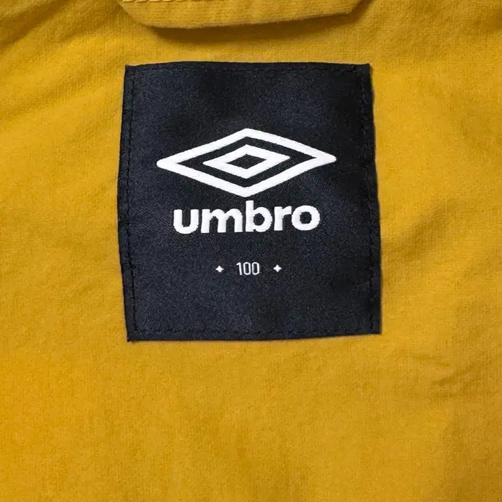 [BUNJANG] Umbro Mustard Jacket 100 / 엄브로 바람막이 자켓 머스타드 100