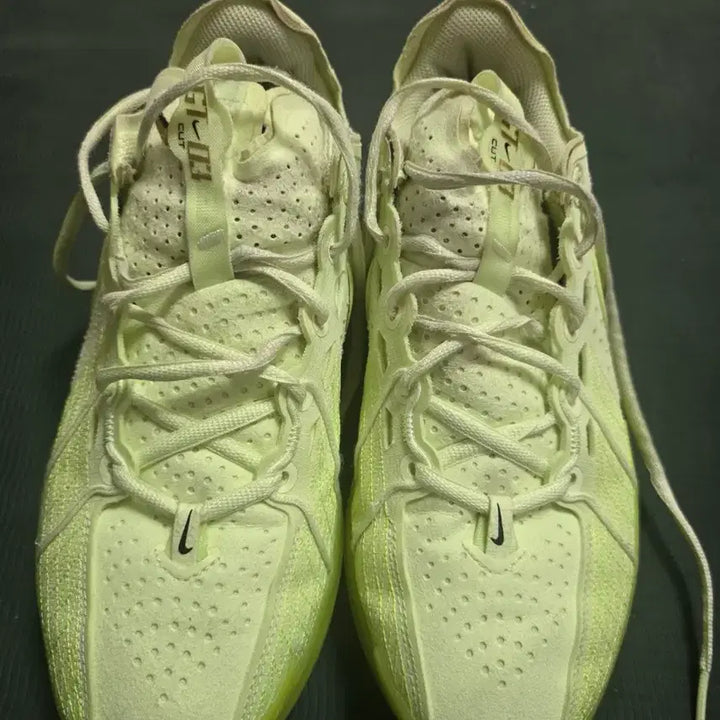 [BUNJANG] Nike GT Cut 3 Basketball Shoes / 나이키 GT 컷 3 형광 농구화