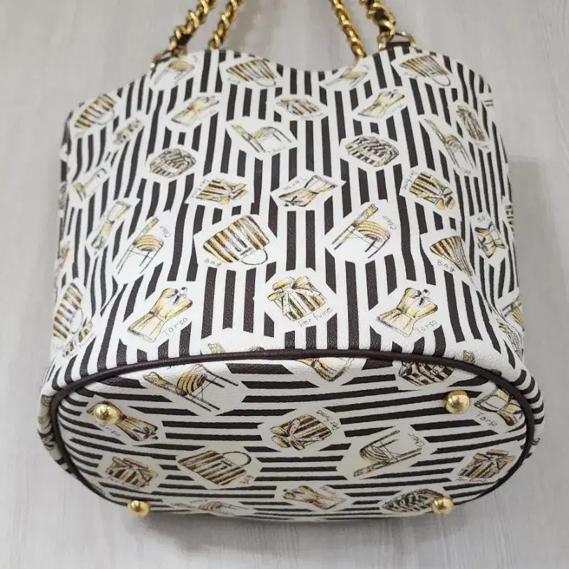 [BUNJANG] Henri Bendel Vintage Leather Centennial Stripes Bucket Bag / Henri Bendel 빈티지 가죽 버킷백