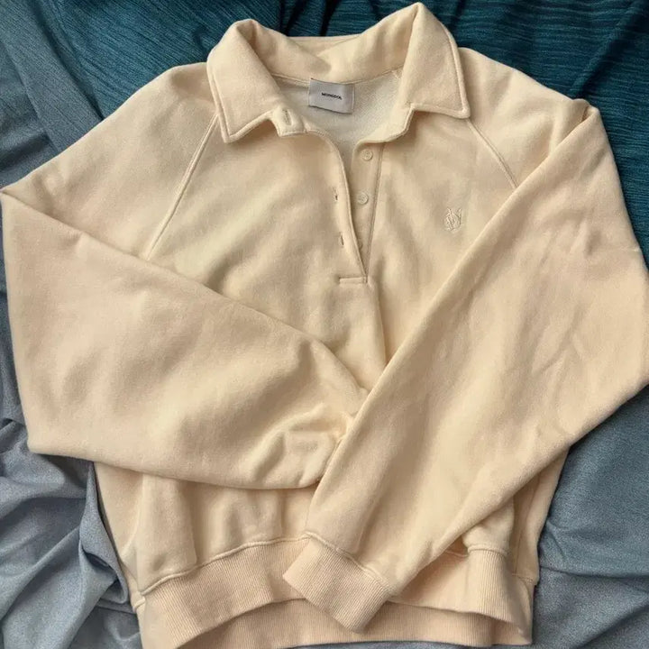 [BUNJANG] Mongdol Ivory Collar Sweatshirt / (마지막가격인하)몽돌 아이보리 카라 맨투맨