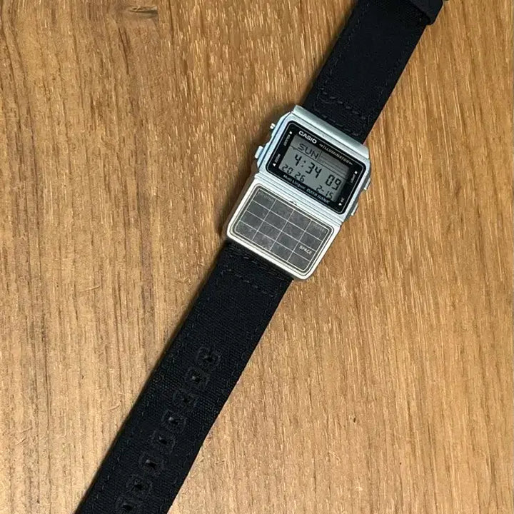 [BUNJANG] Casio DBC-611 Retro Data Bank Watch / (전투용) 카시오 레트로 데이터 뱅크 DBC-611