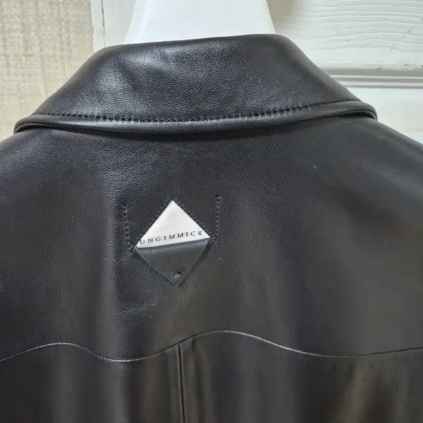 [BUNJANG] Ungmique Real Leather Daddy Fit Blazer / 언지미크 대디핏 리얼레더 블레이져