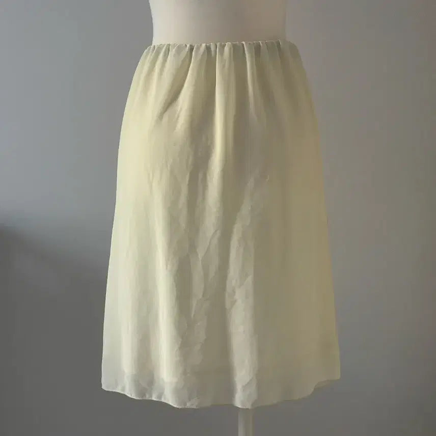 [SOLD OUT] [Lip Service] 00s 페일 셔링 랩 미디 스커트