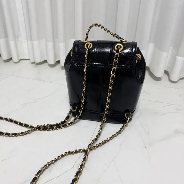 [BUNJANG] Gold Chain Backpack / 골드체인 백팩