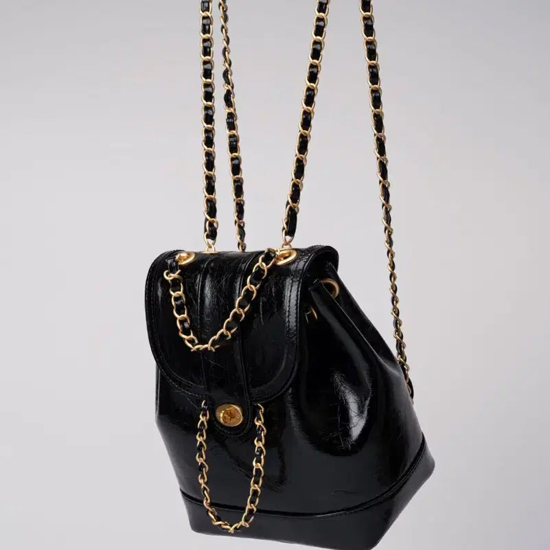 [BUNJANG] Gold Chain Backpack / 골드체인 백팩