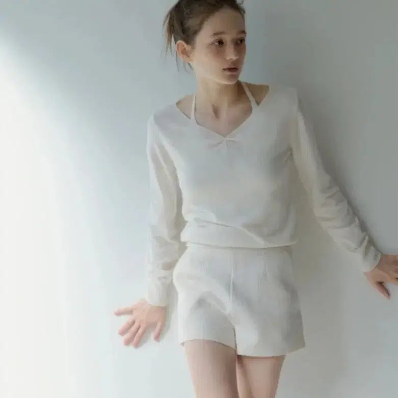 [BUNJANG] Le Vain Souffle Ensemble Halter Neck Knit Top / 르베인 souffle ensemble 홀터넥 니트 그레이