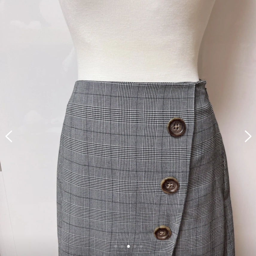 [BUNJANG] Uniqlo GU Check Button Trench Long Skirt / 이사급처 일본 유니클로 GU 체크 단추 트렌치 롱 스커트 치마 m