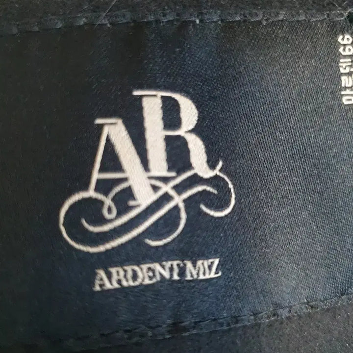 [BUNJANG] ARDENT MIZ Lambskin Accented Coat / ARDENT MIZ  양가죽배색 코트 66
