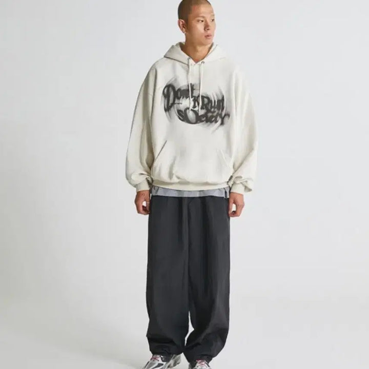 [SOLD OUT] 어반스터프 디스트레스드 크림 후드티 (L)